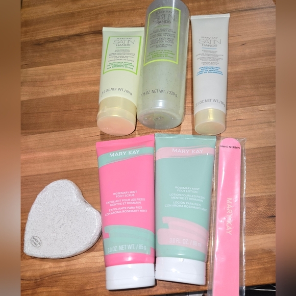 Hand and foot care - Picture 2 of 3